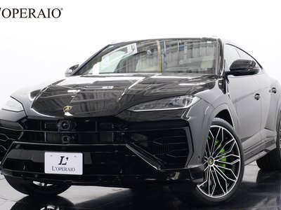 LAMBORGHINI URUS - 1