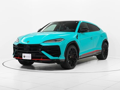 LAMBORGHINI URUS - 3