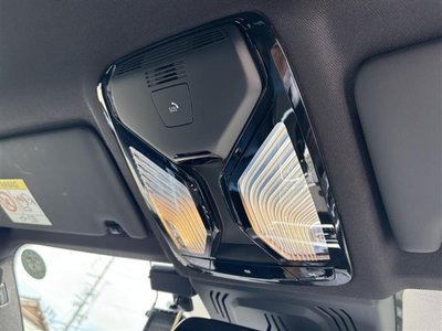 صورة مصغرة 18 لـ 2021 BMW 3 SERIES