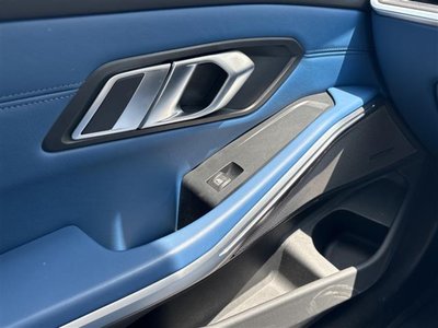 صورة مصغرة 27 لـ 2021 BMW 3 SERIES