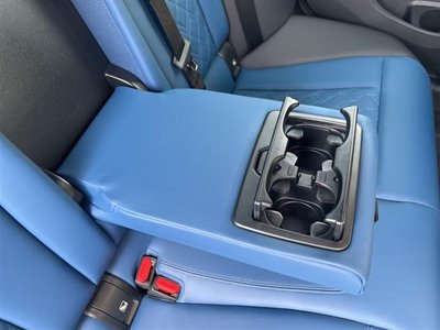 صورة مصغرة 36 لـ 2021 BMW 3 SERIES