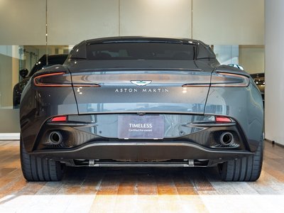 2024 Aston Martin DB12 照片 6