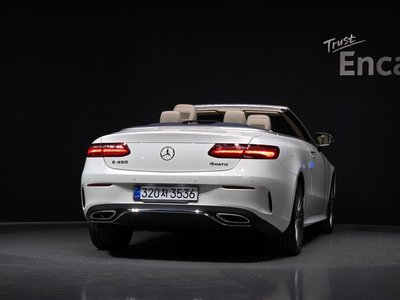 MERCEDES-BENZ E-CLASS - 4