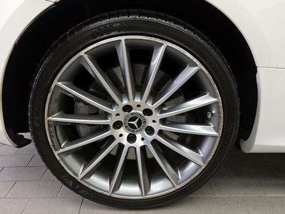 MERCEDES-BENZ E-CLASS - 6