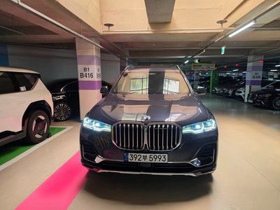 BMW X7 - 1
