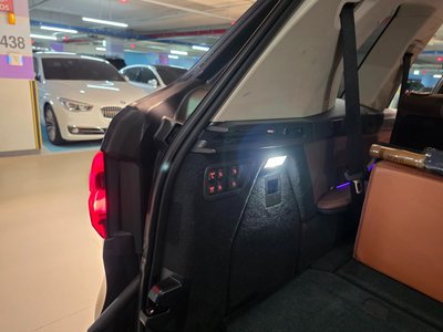 BMW X7 - 7