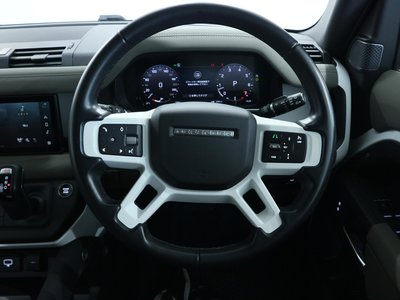 LAND ROVER DEFENDER - 6