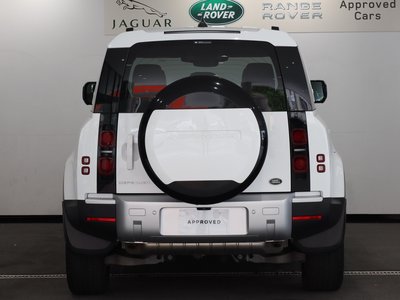 LAND ROVER DEFENDER - 10