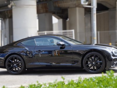 BENTLEY CONTINENTAL GT - 4