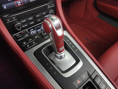 PORSCHE 718 BOXSTER - 9