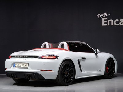 PORSCHE 718 BOXSTER - 3