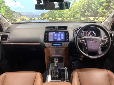 TOYOTA LAND CRUISER PRADO - 2