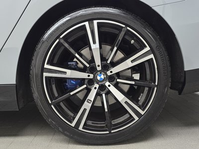صورة 8 لـ 2025 BMW 5 SERIES
