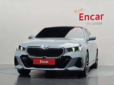 صورة 3 لـ 2025 BMW 5 SERIES
