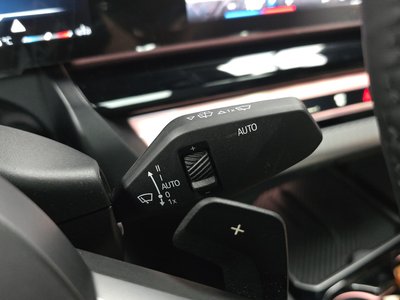2025 BMW 5 SERIES 缩略图 26
