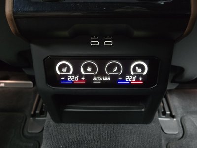 2025 BMW 5 SERIES 缩略图 28