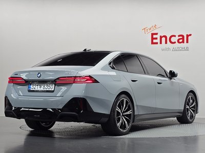 صورة 2 لـ 2025 BMW 5 SERIES