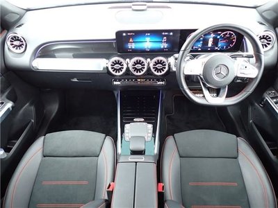 MERCEDES-BENZ GLB - 3