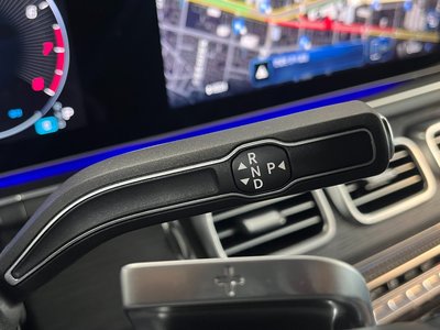 MERCEDES-BENZ GLS - 9