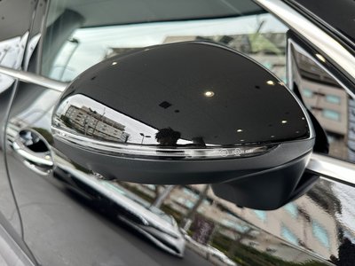 MERCEDES-BENZ GLC - 9