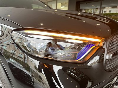 MERCEDES-BENZ GLC - 8