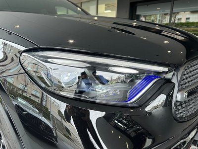 MERCEDES-BENZ GLC - 7