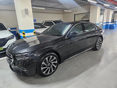 MERCEDES-BENZ E-CLASS - 2