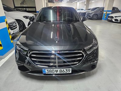 MERCEDES-BENZ E-CLASS - 4