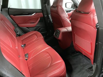 MASERATI LEVANTE - 10