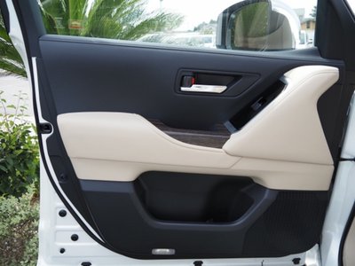 2023 Toyota LAND CRUISER 300 — миниатюра 71