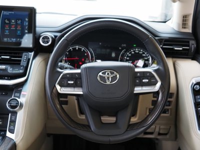 2023 Toyota LAND CRUISER 300 — миниатюра 45