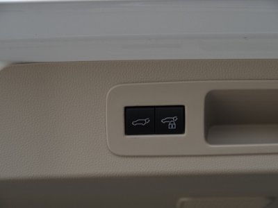 2023 Toyota LAND CRUISER 300 — миниатюра 41