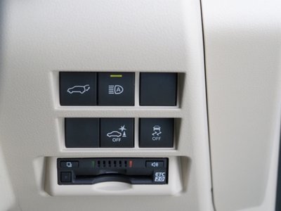 2023 Toyota LAND CRUISER 300 — миниатюра 65
