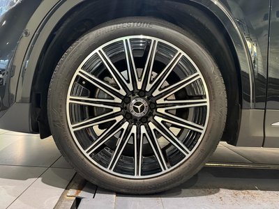 MERCEDES-BENZ GLA - 10