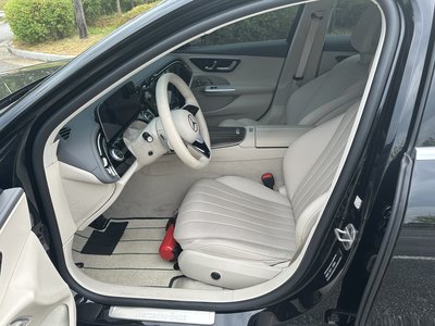 MERCEDES-BENZ E-CLASS - 10