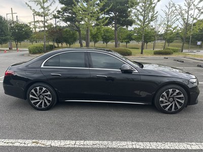 MERCEDES-BENZ E-CLASS - 3