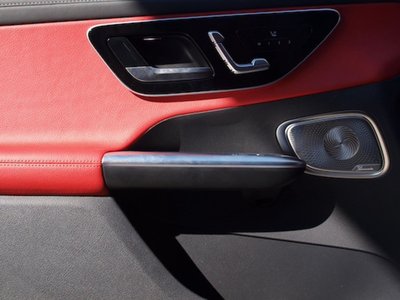 MERCEDES-BENZ GLC - 7