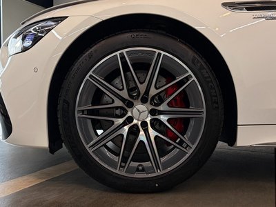 صورة 6 لـ 2025 Mercedes-BENZ GT AMG