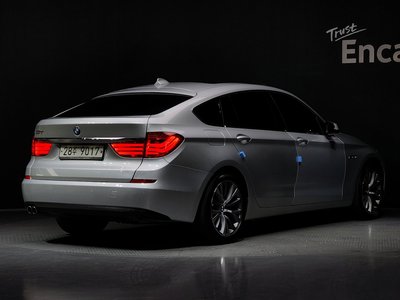 BMW 5 SERIES GT - 3