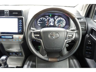 2021 Toyota LAND CRUISER PRADO 缩略图 12