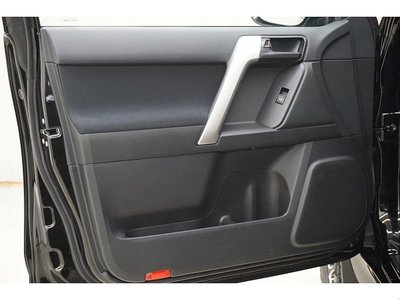 2021 Toyota LAND CRUISER PRADO 缩略图 15