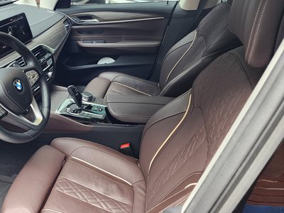 BMW 6 SERIES GT - 10