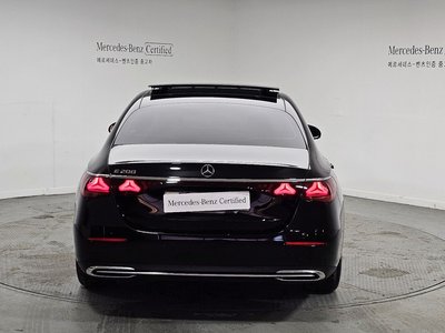 MERCEDES-BENZ E-CLASS - 3