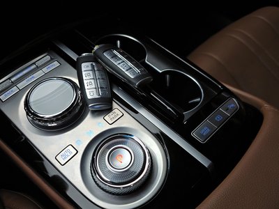 GENESIS G80 (RG3) - 9