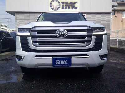 TOYOTA LAND CRUISER 300 - 3