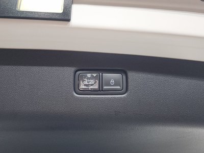 2023 Genesis GV70 — миниатюра 22