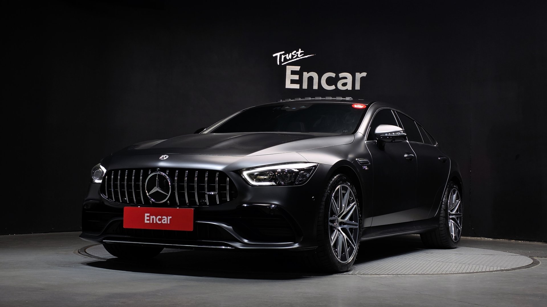 MERCEDES-BENZ GT AMG - View 1