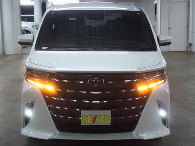 TOYOTA ALPHARD - 9