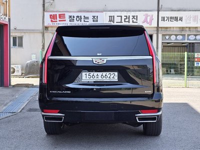 CADILLAC ESCALADE - 4