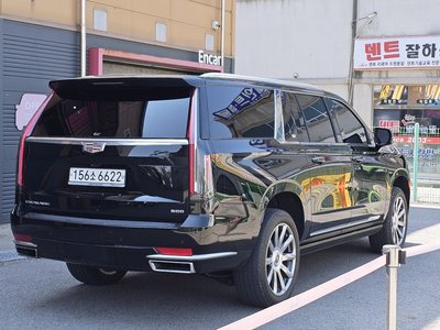 CADILLAC ESCALADE - 3